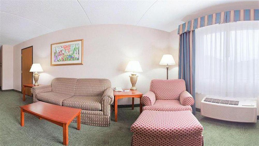 Express Pittsburgh-north/harmarville By Ihg 2* Harmarville