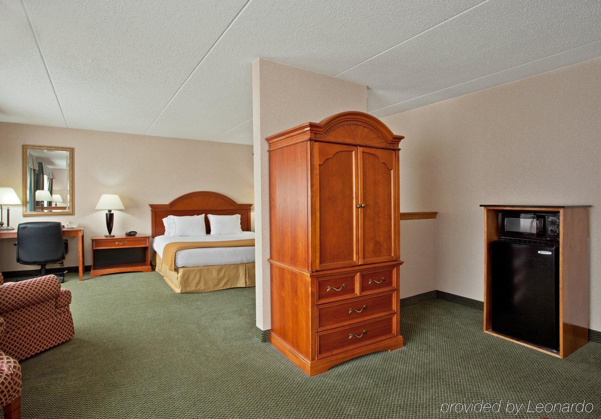Express Pittsburgh-north/harmarville By Ihg 2* Harmarville